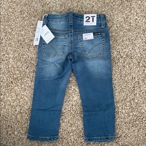 Joe’s Straight & Narrow Jeans {The Brixton} - 2T